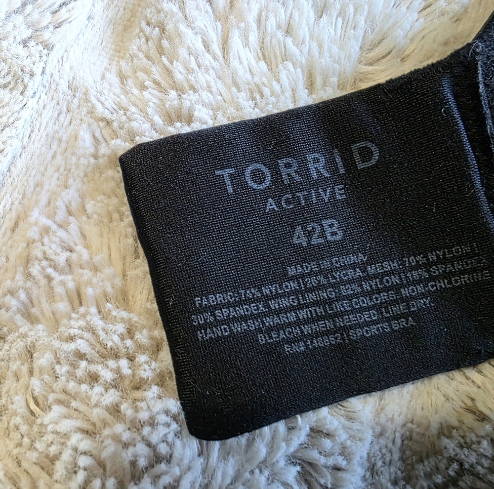 VGUC Torrid High Impact Bra - Picture 3 of 5
